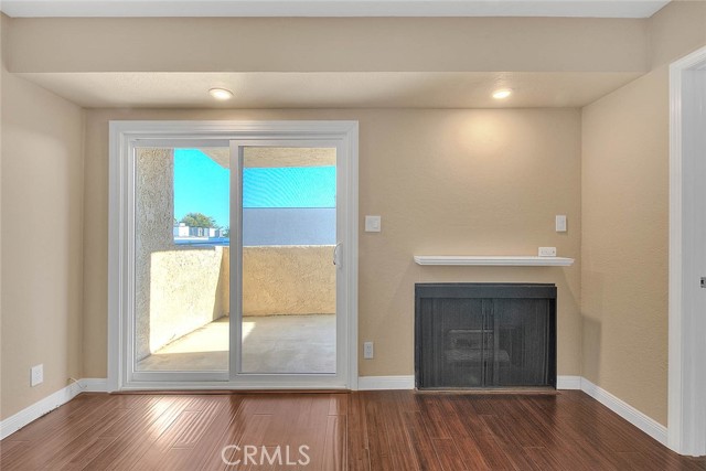2386 E Del Mar Boulevard, Pasadena CA: https://media.crmls.org/medias/12be123f-0026-43f5-ab30-f3a09e1b2e67.jpg
