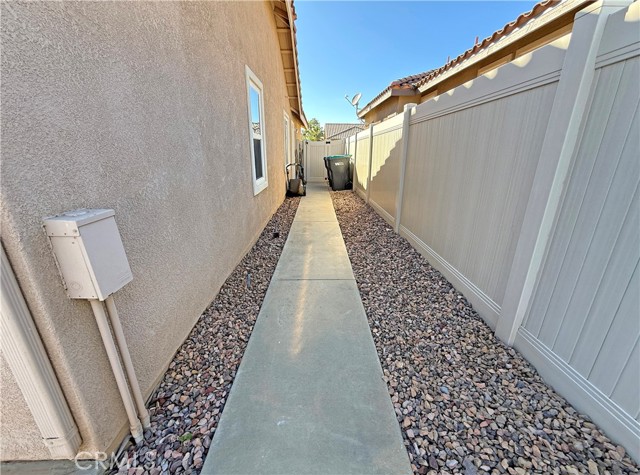 Detail Gallery Image 32 of 34 For 1334 Clover, Beaumont,  CA 92223 - 3 Beds | 2 Baths