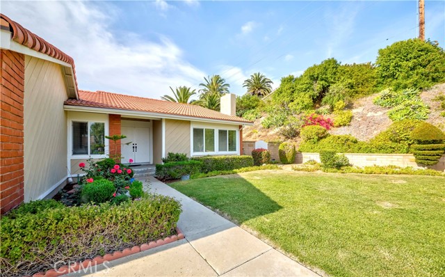 2501 Tiffany Place, Fullerton CA: https://media.crmls.org/medias/12be589f-d5e2-43fe-b969-b98d388f0cbd.jpg