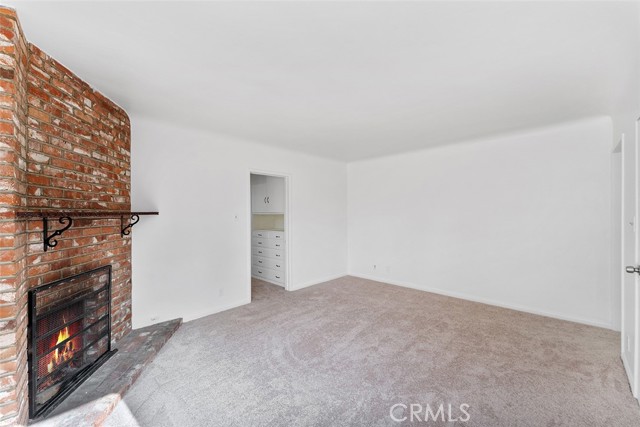 11749 Clarkman Street, Santa Fe Springs CA: https://media.crmls.org/medias/12bf4893-cec3-49dd-9822-42a5f0e1d301.jpg