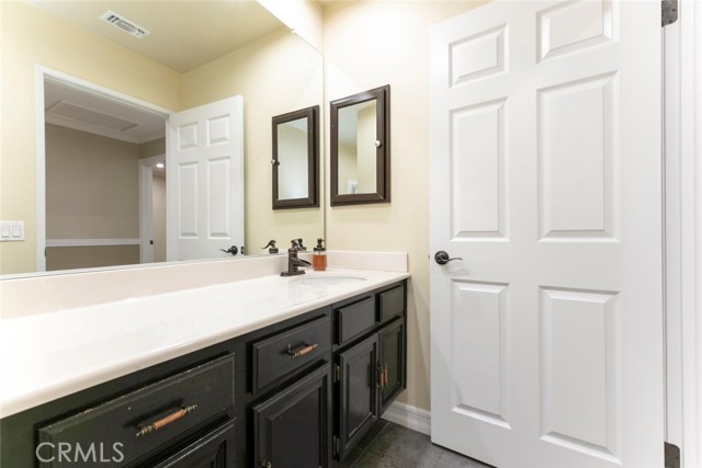 Detail Gallery Image 23 of 51 For 10928 Meseta Ave, Shadow Hills,  CA 91040 - 4 Beds | 3 Baths