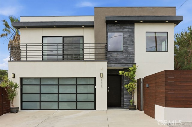 Detail Gallery Image 3 of 55 For 2434 Prospect, Montrose,  CA 91020 - 4 Beds | 3/1 Baths