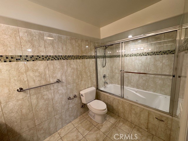 Detail Gallery Image 14 of 24 For 11501 Hatteras, North Hollywood,  CA 91601 - 3 Beds | 3 Baths