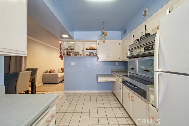 Detail Gallery Image 10 of 34 For 330 N Howard St #201,  Glendale,  CA 91206 - 2 Beds | 1 Baths