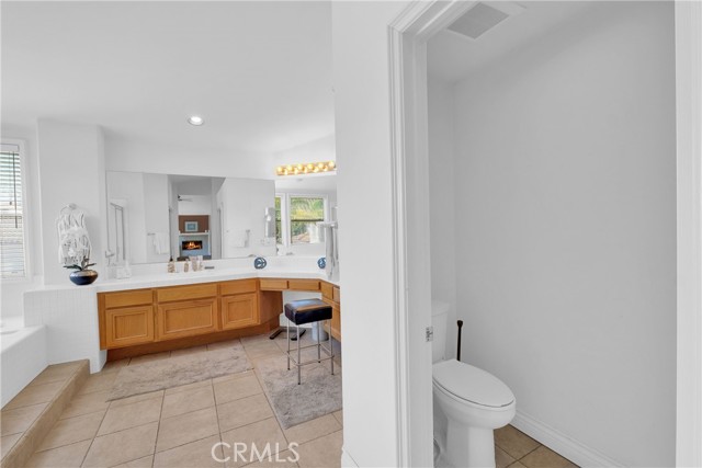 Detail Gallery Image 15 of 62 For 515 Chippendale Ave, Simi Valley,  CA 93065 - 5 Beds | 4 Baths