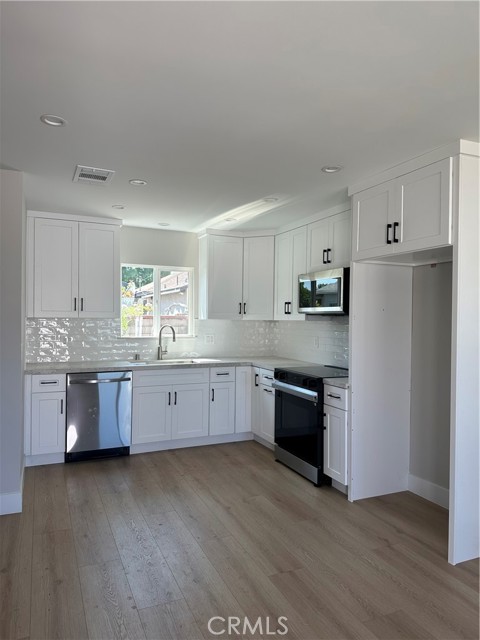 5776 Lockheed Avenue, Whittier CA: https://media.crmls.org/medias/12c40399-e308-4281-a2b4-2b0605f43370.jpg