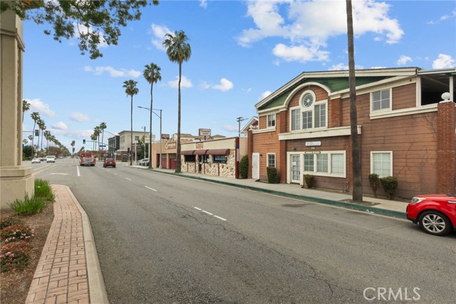 713 S Anaheim Boulevard, Anaheim CA: https://media.crmls.org/medias/12c60b7b-a373-4ca2-ac6b-2345d5a9e83a.jpg