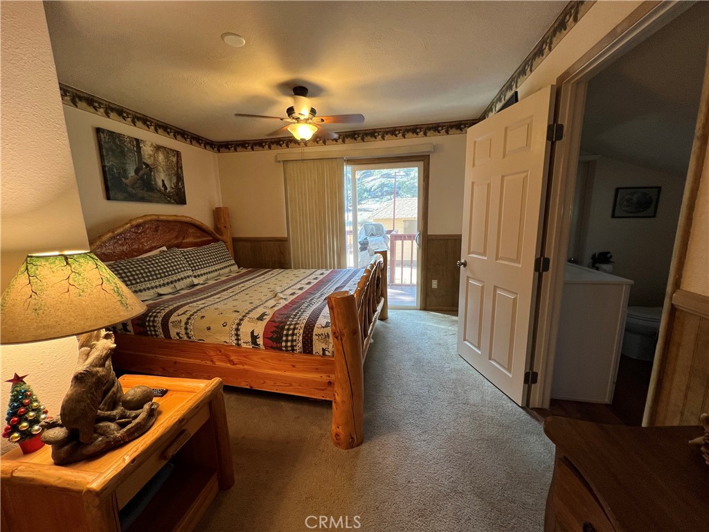 https://media.crmls.org/medias/12c6c6db-4561-4142-a40c-2b1390226f56.jpg?preset=X-Large