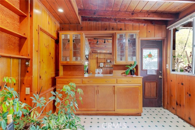 11594 Morrison Street, North Hollywood CA: https://media.crmls.org/medias/12c7dc27-99d3-4ddd-8bc3-e13ea501838c.jpg