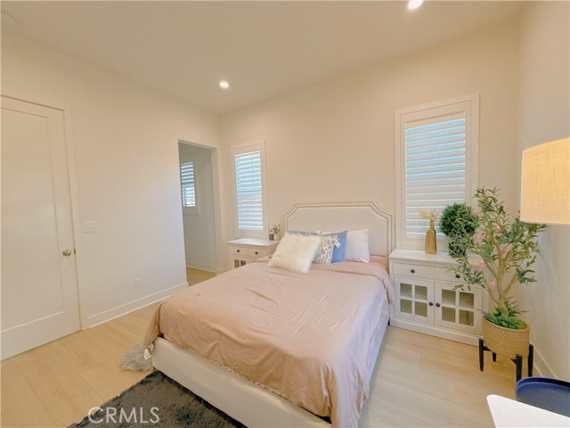 104 Bright Star, Irvine CA: https://media.crmls.org/medias/12c8df0e-e582-486a-bc62-9773588007a3.jpg