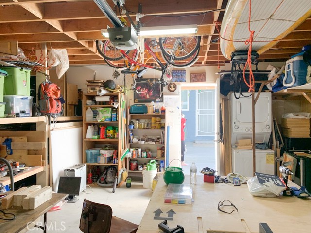 11835 Gale Ave, Hawthorne CA: https://media.crmls.org/medias/12c90128-8615-421b-bdfe-d97816603ec3.jpg