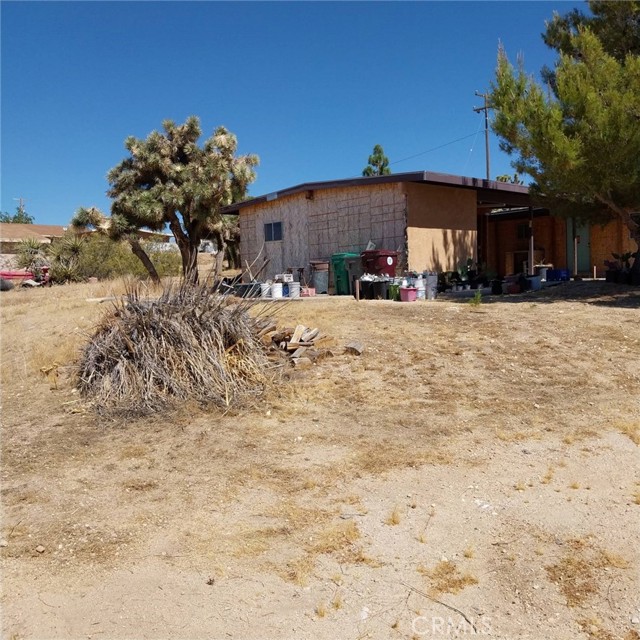 Detail Gallery Image 6 of 6 For 57976 Buena Vista Dr, Yucca Valley,  CA 92284 - 2 Beds | 2 Baths