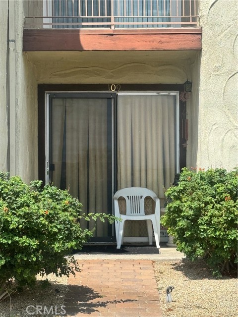 9653 Spyglass Avenue, Desert Hot Springs CA: https://media.crmls.org/medias/12c9dc21-6e1d-4fac-8503-c462665dba1f.jpg