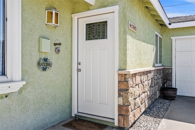 Image 3 of 39 For 8792 Grindlay