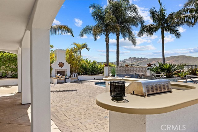 1110 Novilunio, San Clemente CA: https://media.crmls.org/medias/12ca8f85-aeb5-4b74-80d5-c2ca9d252bfd.jpg