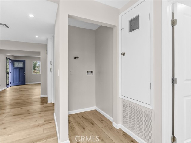 Detail Gallery Image 10 of 20 For 4126 E 1st, Los Angeles,  CA 90063 - 3 Beds | 1 Baths