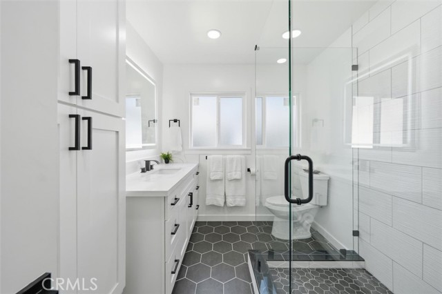 Image 20 of 39 For 4509 Cadison