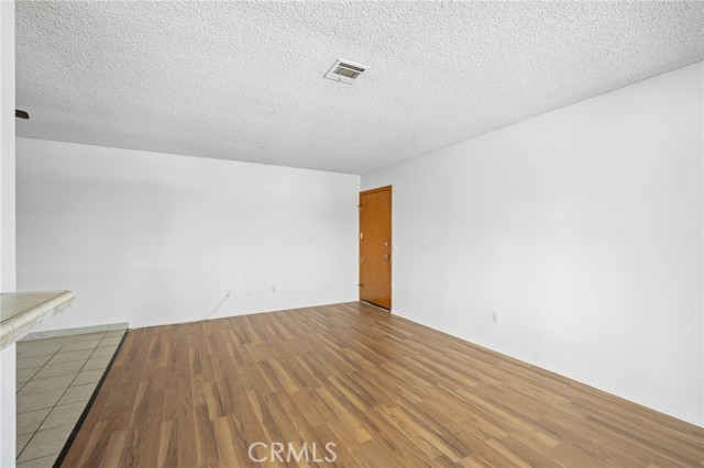 16226 Vanowen Street, Van Nuys CA: https://media.crmls.org/medias/12cb3e0c-0875-4f69-bf39-6b94c0c2a4d7.jpg