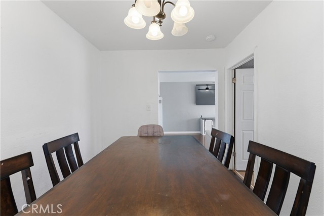 Detail Gallery Image 8 of 27 For 1701 W 136th, Compton,  CA 90222 - 3 Beds | 1 Baths