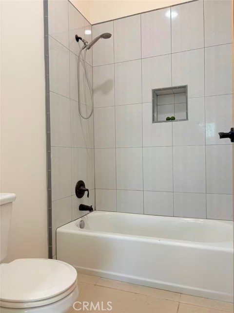 Detail Gallery Image 19 of 36 For 564 via Pueblo, Riverside,  CA 92507 - 3 Beds | 3/1 Baths