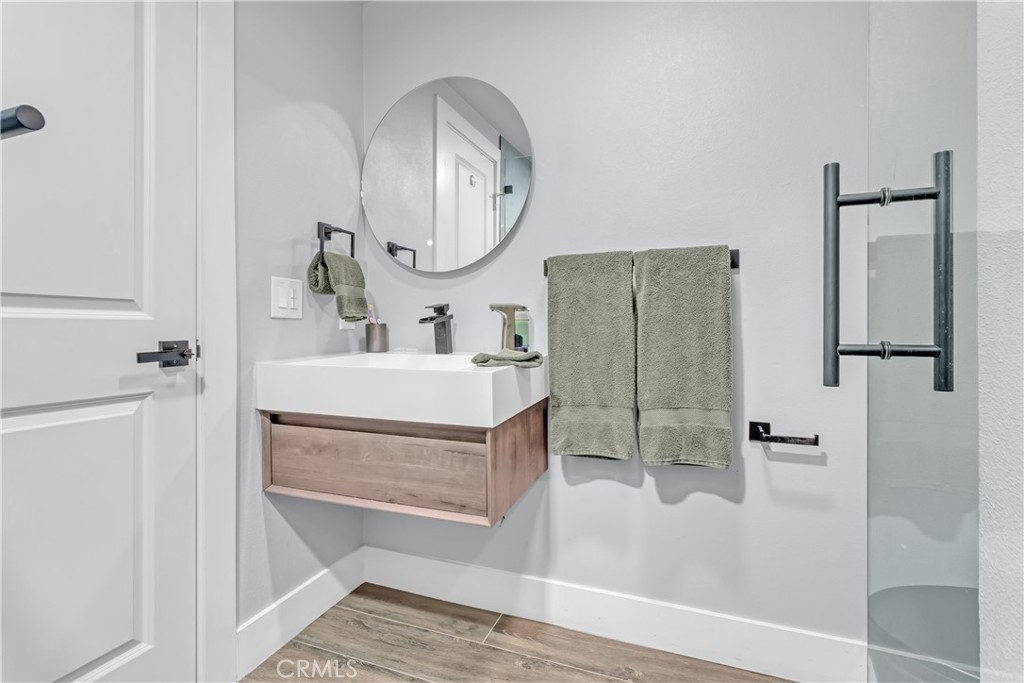 MLS #DW25195783 image #22