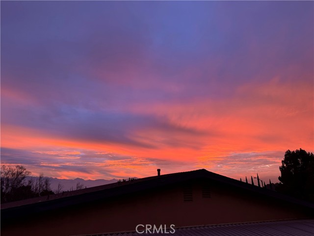 Detail Gallery Image 38 of 40 For 17567 Doric St, Granada Hills,  CA 91344 - 3 Beds | 2 Baths