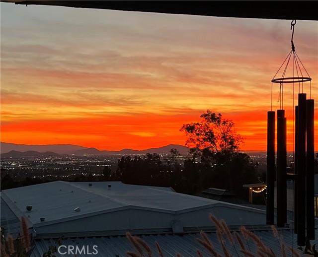 4040 Piedmont Drive, Highland CA: https://media.crmls.org/medias/12ccb3eb-d2c2-486e-8b9d-d595725afb30.jpg