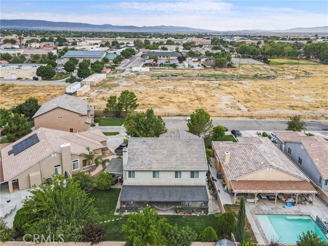 Detail Gallery Image 40 of 43 For 44516 Camolin Ln, Lancaster,  CA 93534 - 5 Beds | 3 Baths