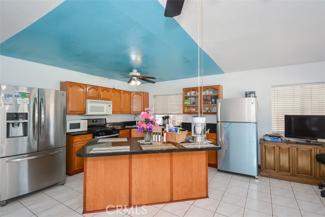 Detail Gallery Image 9 of 23 For 2131 E Alondra St, Ontario,  CA 91764 - 3 Beds | 2 Baths