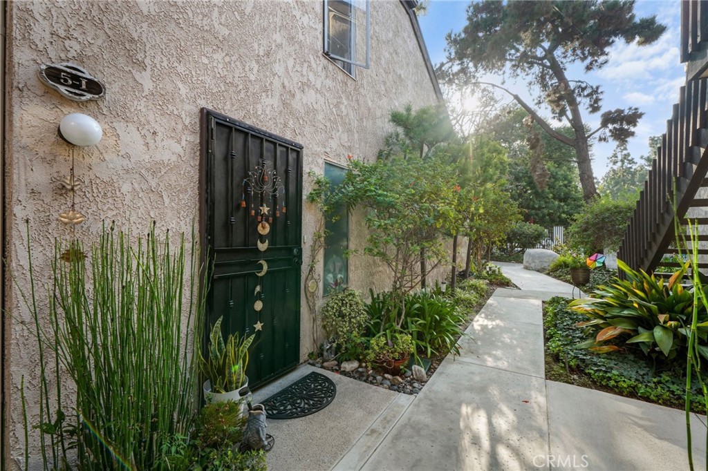 7890 E Spring Street #5i