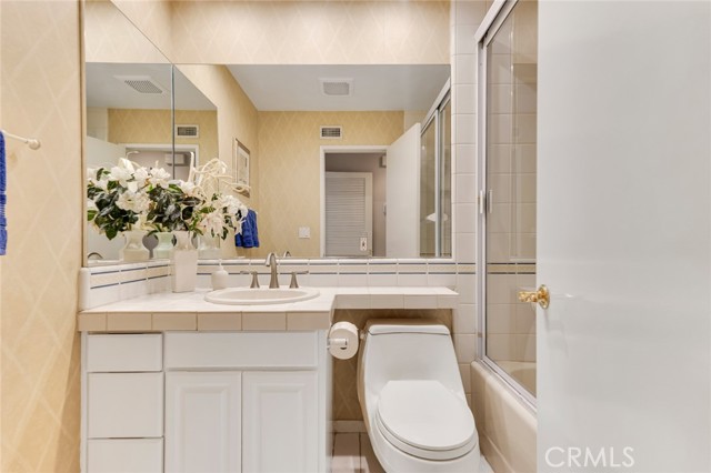 Detail Gallery Image 26 of 39 For 20828 Bermuda St, Chatsworth,  CA 91311 - 4 Beds | 2 Baths