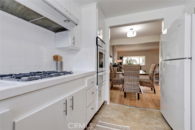 3207 Blossom Lane, Redondo Beach, California 90278, 3 Bedrooms Bedrooms, ,2 BathroomsBathrooms,Residential,Sold,Blossom,SB21244547