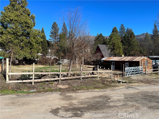 33055 Willow Creek Dr, North Fork, CA, 93643