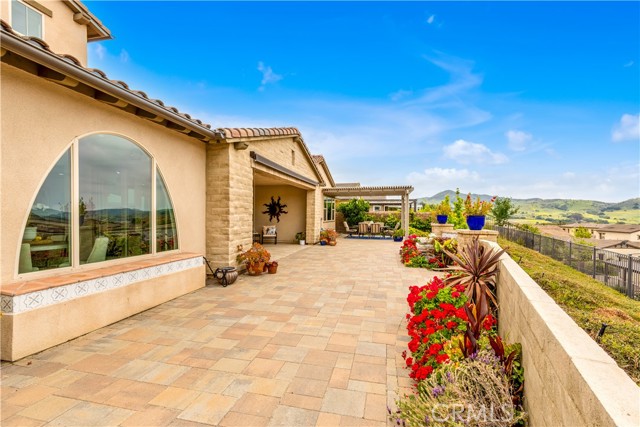 35 Cantar Street, Rancho Mission Viejo CA: https://media.crmls.org/medias/12ce26c7-c7b7-43fb-adbb-cda6638f2f6a.jpg