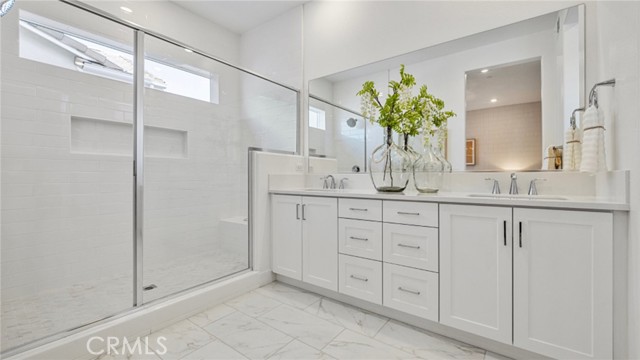 Detail Gallery Image 10 of 18 For 110 Seep, Irvine,  CA 92618 - 4 Beds | 3/2 Baths