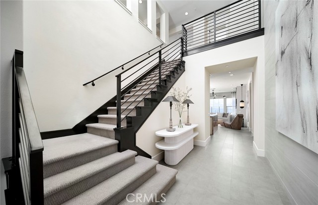 Detail Gallery Image 14 of 26 For 11845 Canoga Ave, Chatsworth,  CA 91311 - 5 Beds | 5/1 Baths