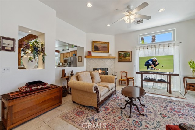 54030 Eisenhower Drive, La Quinta CA: https://media.crmls.org/medias/12cfd442-a556-4b5c-a5f4-35aa4ab28d86.jpg