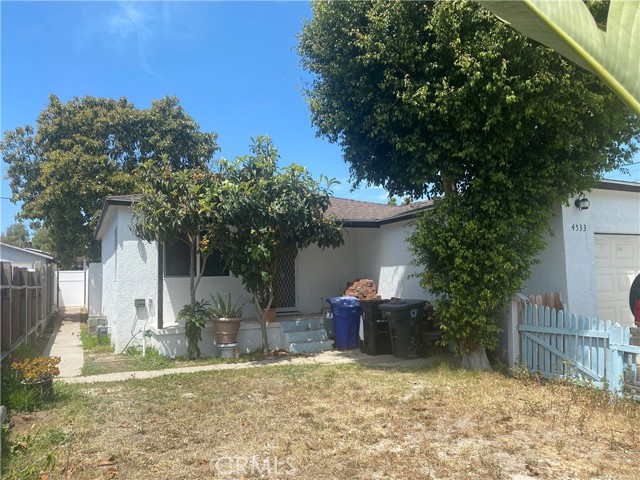 4533 W 165th Street Lawndale, California Sharp two bedroom back unit of the duplex. Completely remodeled like new construction. New kitchen and bathroom. Air condition, Private laundry area. Excellent location near school, shopping, restaurants and Freeway, close to Redondo Beach. Rent included water, trash and gas. No garage.