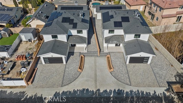 Detail Gallery Image 5 of 39 For 12937 W Kilikia Dr, North Hollywood,  CA 91605 - 4 Beds | 4 Baths