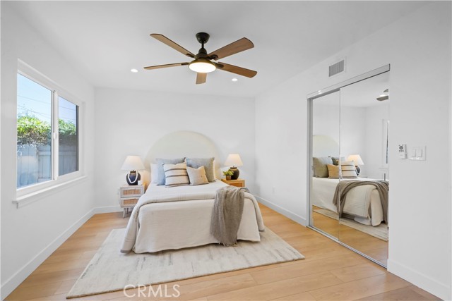270 Fairfax Avenue, Ventura CA: https://media.crmls.org/medias/12d1121f-4597-41e6-a0da-0d30c8864e0f.jpg