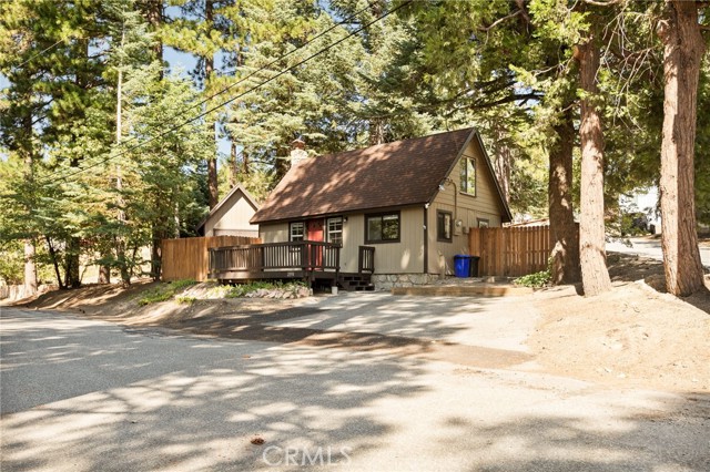 Detail Gallery Image 1 of 17 For 2398 Whispering Pines Dr, Running Springs,  CA 92382 - 2 Beds | 1 Baths