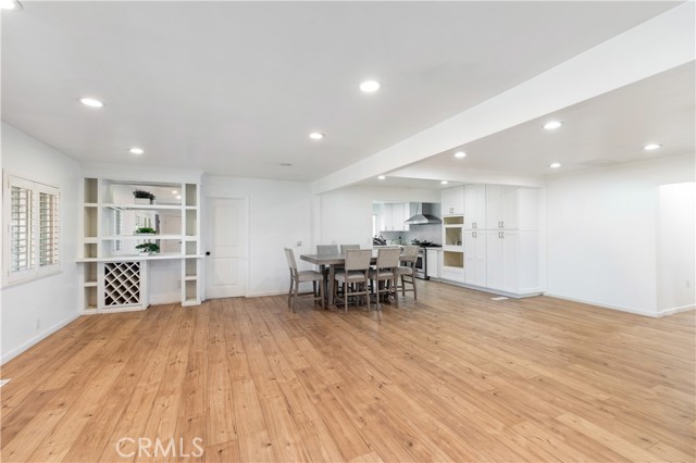 Detail Gallery Image 6 of 41 For 817 Sacramento, Spring Valley,  CA 91977 - 6 Beds | 3/1 Baths