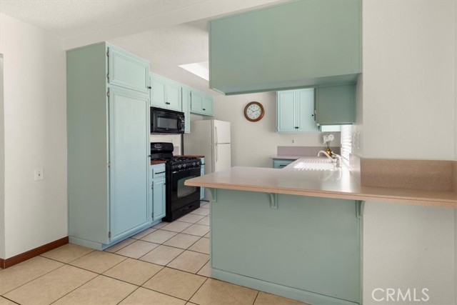 Detail Gallery Image 9 of 36 For 5049 N Varsity Ave, San Bernardino,  CA 92407 - 5 Beds | 2/1 Baths