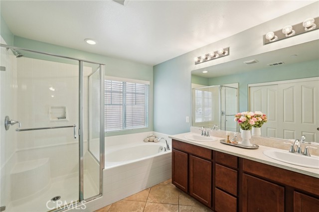 Detail Gallery Image 11 of 23 For 18335 Damiana, Fontana,  CA 92407 - 3 Beds | 2/1 Baths