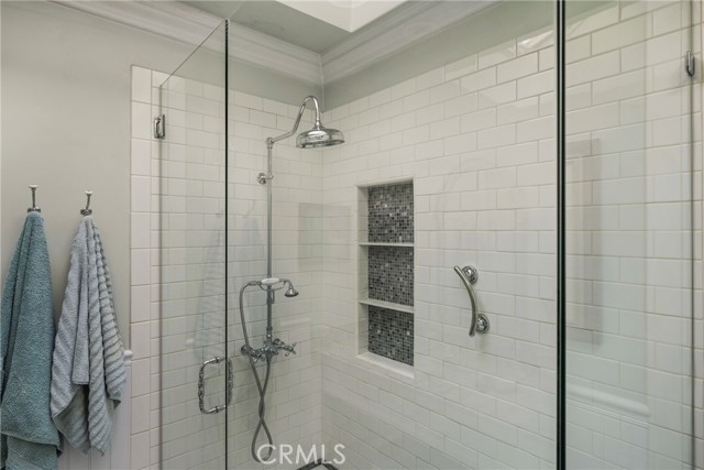 Detail Gallery Image 22 of 36 For 4545 Sunnyside Dr, Riverside,  CA 92506 - 2 Beds | 2 Baths