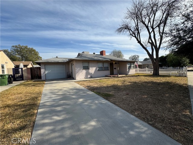 Detail Gallery Image 3 of 33 For 7826 Shoshone Ave, Northridge,  CA 91325 - 2 Beds | 2 Baths