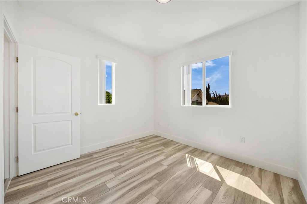MLS #WS26185877 image #43