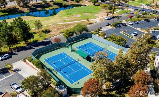 24217 Corte Cordoba, Murrieta CA: https://media.crmls.org/medias/12d39ae8-279b-4c7b-b9e1-ad58e8f186d7.jpg