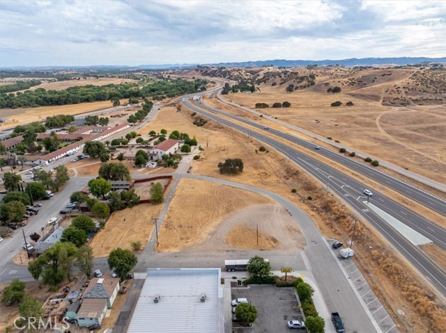 Detail Gallery Image 9 of 17 For 252 9th St, San Miguel,  CA 93451 - – Beds | – Baths