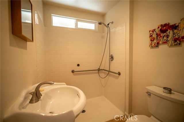 Detail Gallery Image 15 of 26 For 15235 Hartsville St, La Puente,  CA 91744 - 4 Beds | 1/1 Baths